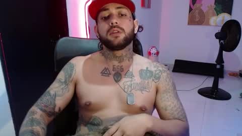 nicolas online show from 12/28/24, 02:54