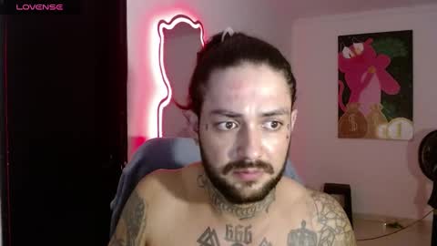 nicolas online show from 01/24/25, 05:21