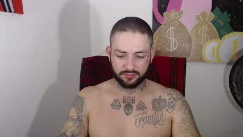 nicolas online show from 02/05/25, 03:34