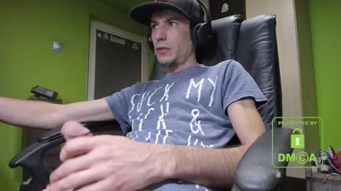 L. Nicolas online show from 02/25/25, 05:19