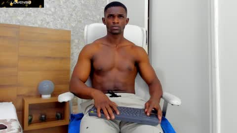 Snapshot of nicolaskan chatting on 12/02/24, 12:07 Nicolas online show from 12/02/24, 12:07