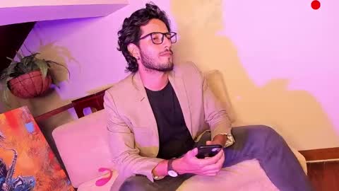 nicolasrodrii online show from 12/29/24, 10:36