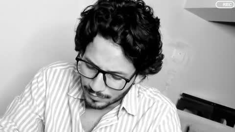 nicolasrodrii online show from 03/09/25, 09:36