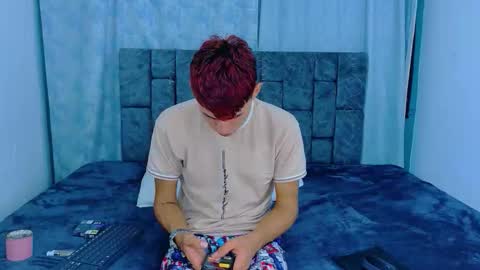 nicolastorres__ online show from 03/30/26, 02:12