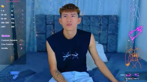 Snapshot of nicolastorres__ chatting on 05/28/26, 03:04 nicolastorres__ online show from 05/28/26, 03:04