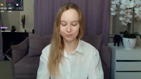 Nicoletta online show from 02/14/26, 06:48