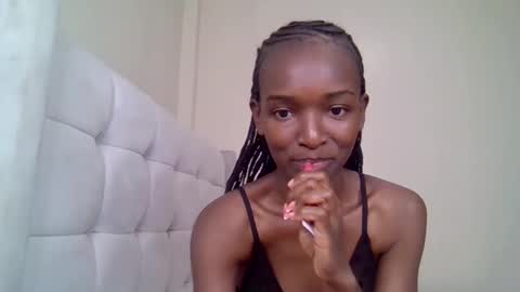 nicole161117 online show from 03/10/26, 09:03