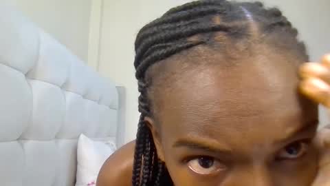 nicole161117 online show from 04/03/26, 01:25