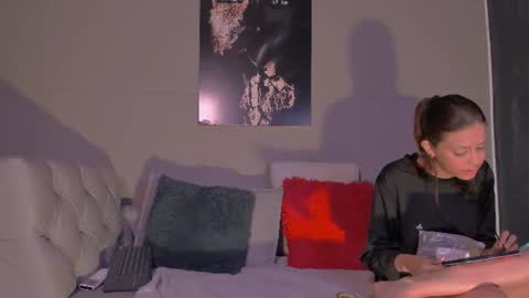 nicole_and_thiago1 online show from 06/21/26, 07:38