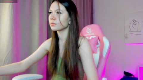 GMT7TueWedThSu 0300am-0900am. Sa 1000am-0400pm online show from 02/05/25, 08:25