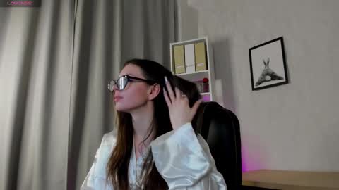 GMT7TueWedThSu 0300am-0900am. Sa 1000am-0400pm online show from 03/06/25, 11:20