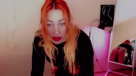 Nicole online show from 12/07/24, 10:28