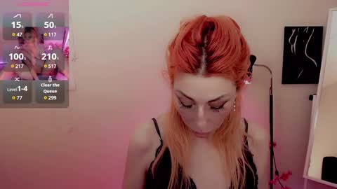 Snapshot of nicole_g0ld_ chatting on 12/14/24, 09:51 Nicole online show from 12/14/24, 09:51