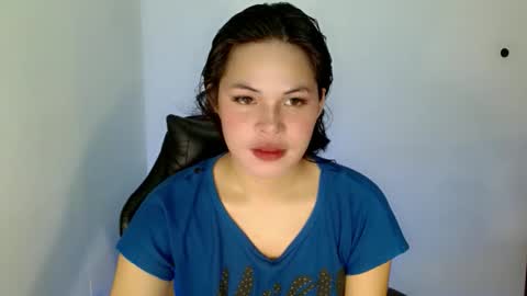 Snapshot of nicole_kiss01 chatting on 10/22/25, 07:52 nicole_kiss01 online show from 10/22/25, 07:52