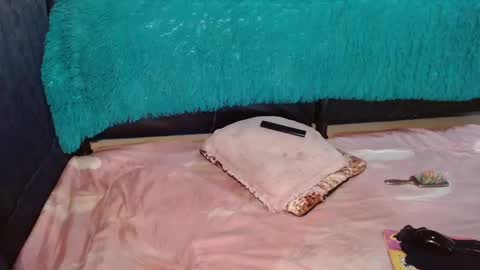 Snapshot of nicole_smithhh chatting on 10/06/25, 06:16 Anna Nicole online show from 10/06/25, 06:16