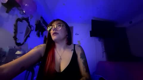 Snapshot of nicole_wc chatting on 04/29/26, 05:33 Nicole online show from 04/29/26, 05:33