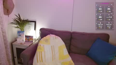 Nicole White online show from 03/04/25, 01:12