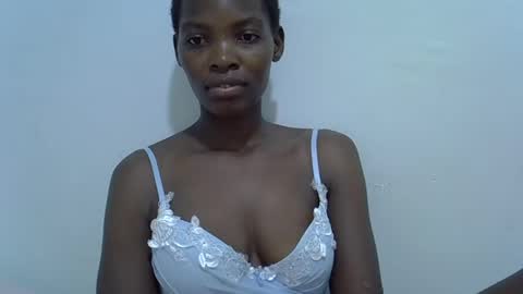 nicoleberry254 online show from 02/09/25, 04:25