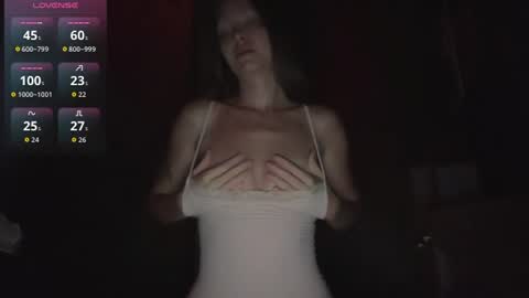 nicoledollyxx online show from 07/28/26, 10:42
