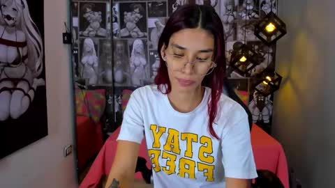 N i c o l e  online show from 01/25/25, 02:14