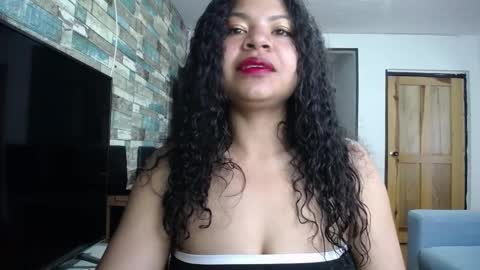 Nicole online show from 09/30/25, 01:05