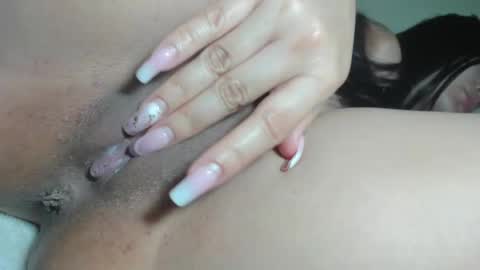 nicolehere4u online show from 12/31/24, 10:56