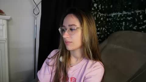nicoleirisxxx online show from 07/23/26, 05:16