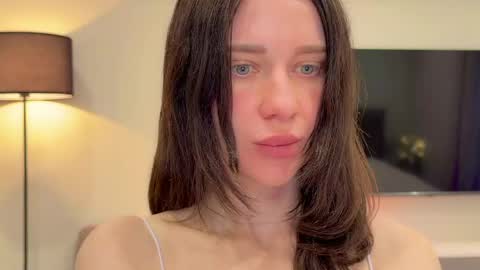 nicolekira online show from 03/31/26, 08:53