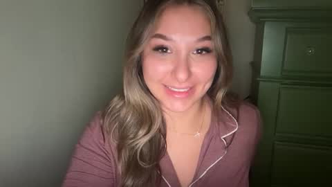 nicolelovesyou444 online show from 11/01/25, 03:36