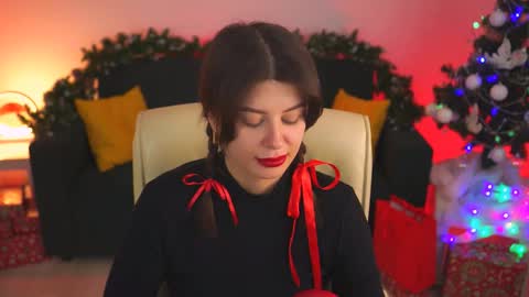 Snapshot of nicolemoonn chatting on 12/05/24, 02:44 online November 28 from 16 to 20 November 29 from 12 to 20 December 3 and 5 from 12 to 20 December 7 and 8 from 04 to 08 GMT online show from 12/05/24, 02:44