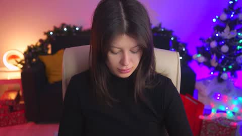 Snapshot of nicolemoonn chatting on 12/08/24, 04:25 online November 28 from 16 to 20 November 29 from 12 to 20 December 3 and 5 from 12 to 20 December 7 and 8 from 04 to 08 GMT online show from 12/08/24, 04:25