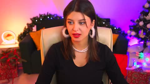 Snapshot of nicolemoonn chatting on 12/20/24, 06:13 online November 28 from 16 to 20 November 29 from 12 to 20 December 3 and 5 from 12 to 20 December 7 and 8 from 04 to 08 GMT online show from 12/20/24, 06:13