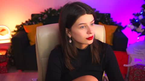 Snapshot of nicolemoonn chatting on 01/12/25, 08:04 online November 28 from 16 to 20 November 29 from 12 to 20 December 3 and 5 from 12 to 20 December 7 and 8 from 04 to 08 GMT online show from 01/12/25, 08:04