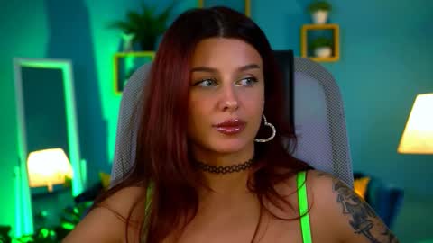 Snapshot of nicolemoonn chatting on 09/26/25, 06:01 online November 28 from 16 to 20 November 29 from 12 to 20 December 3 and 5 from 12 to 20 December 7 and 8 from 04 to 08 GMT online show from 09/26/25, 06:01