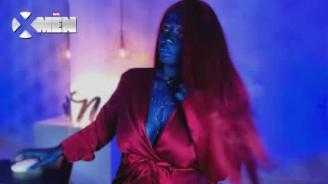 Snapshot of nicolemorelli2 chatting on 10/09/25, 12:47 Andrea give it a thumbs up please its important online show from 10/09/25, 12:47