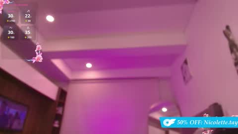 Nicol  online show from 09/21/25, 11:39