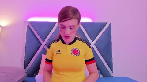 nicoll_89 online show from 06/17/26, 12:07