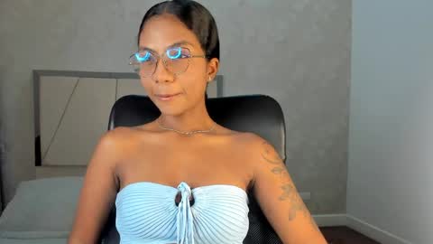 Nicol  online show from 04/08/26, 02:44