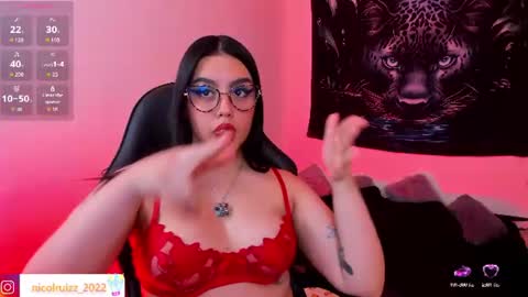 Snapshot of nicolle_ruizz chatting on 07/08/26, 08:02 Nicoll online show from 07/08/26, 08:02