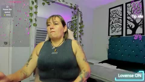 Daniela aponte online show from 02/25/26, 11:42