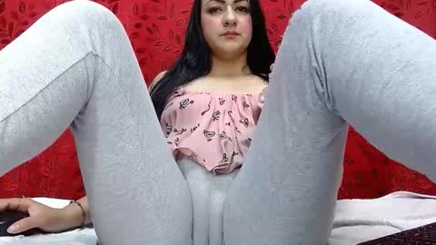 NICOLLE online show from 12/20/25, 09:33