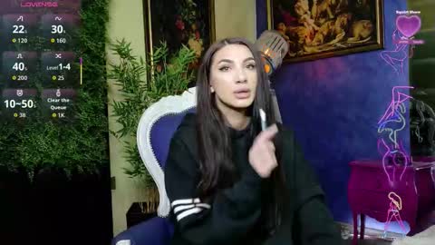 Nicolle online show from 12/02/25, 11:26