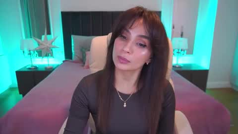 Nicole online show from 02/27/26, 06:57