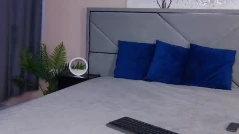 NicolRos online show from 04/15/26, 01:51