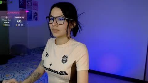 NicoRobin777 online show from 05/25/26, 07:14