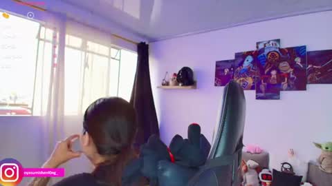 Snapshot of nicorobinn chatting on 06/19/26, 10:13 Lizzie online show from 06/19/26, 10:13