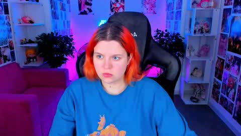 Snapshot of nielletablossom chatting on 03/11/25, 05:05 Nellie online show from 03/11/25, 05:05