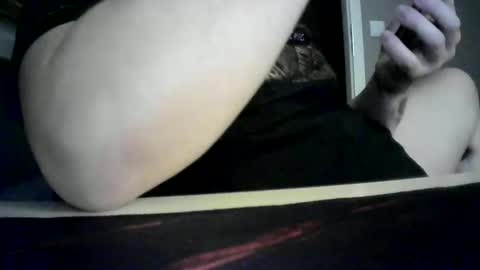 Snapshot of niewidoczny26 chatting on 03/09/25, 01:25 Niewidoczny online show from 03/09/25, 01:25