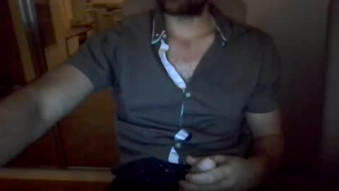 nieznajomy33 online show from 07/15/26, 08:14