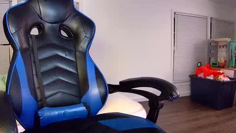 nightlifecouple online show from 09/25/25, 04:16